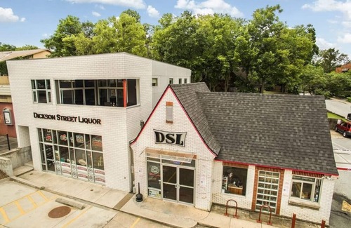 Fayetteville Condo | Dickson St Condo - On Dickson Street - Walkable