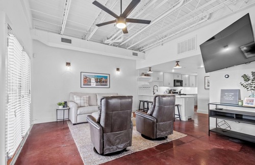 Fayetteville House | Dickson St. Hideaway