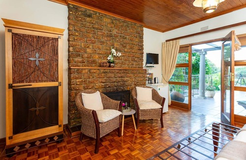 Schoemanshoek House | Die Fonteine Guesthouse and Glamping