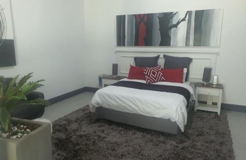 Gariep House | Diepkloof eco Guest Farm