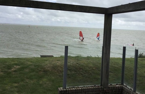 Makkum Apartment | Dijkvilla on the IJsselmeer