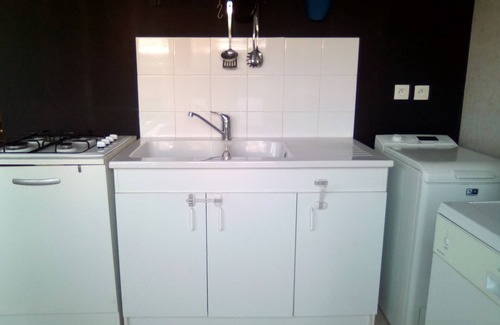 Faubourg Sud Apartment | Dijon center on the ground floor 2 bedrooms, enclosed garden, ideal for families.