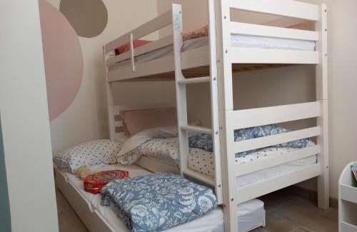Centre Sud Apartment | Dijon en famille - cosy, équipé bébé - 5 mn centre ville