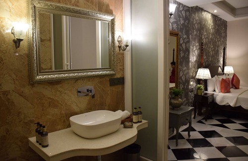 Panch Batti Hotel | Dileep Kothi A Royal Boutique Luxury