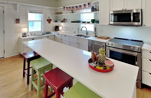 Port Aransas House | Dilly Dally | Shared Heated Pool, Pet Friendly!