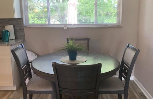 West Chester House | Dimmick Cozy Retreat 3 Bed 1 Bath - Sleeps 6