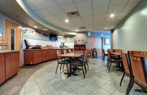 Bayshore - Klatt Hotel | Dimond Center Hotel