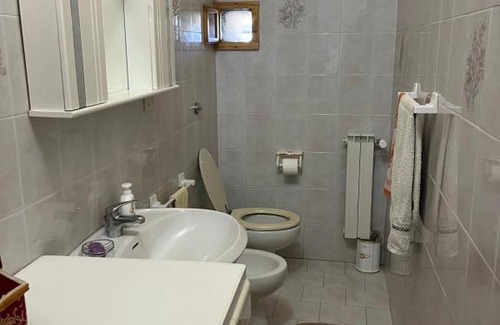 Serracapriola House | Dimora dei Poli Ferrero - Spaziosa casa indipendente, vista mare, in centro su corso Garibaldi