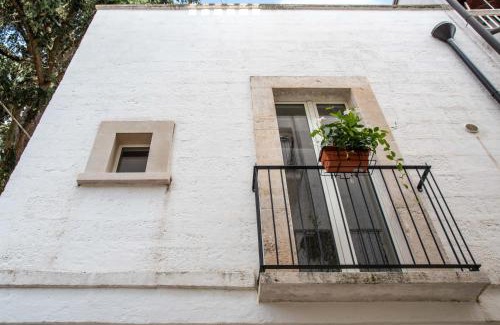 Gioia del Colle Apartment | Dimora del Castellano CASA SATURNO