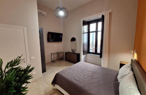Historical Downtown Salerno Bed & Breakfast | Dimora di Mare