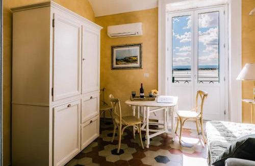 Ortigia House | Dimora di Ulisse Sea View Holiday Apartment