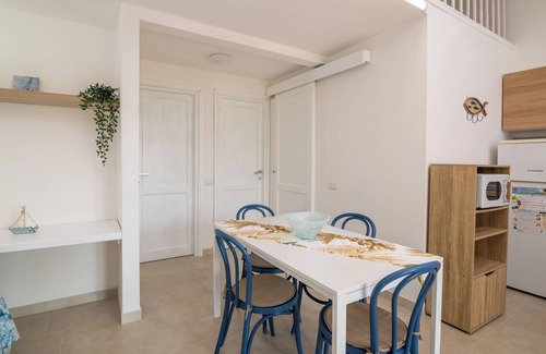 Stintino Apartment | Dimora Ibiscus 50m From Beach