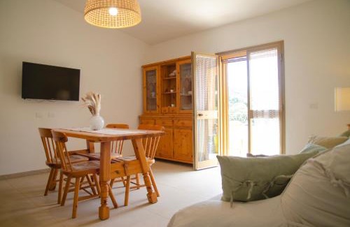 Torpe Apartment | Dimora in Stile Mediterraneo - 5min Spiaggia Budoni