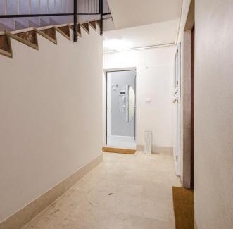 Historic Center Apartment | Dimora Santo Stefano: Ampia, con Giardino privato