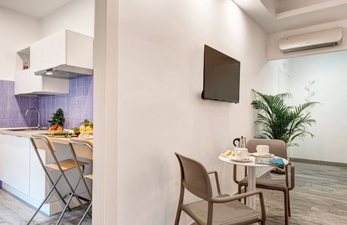 Sorrento Apartment | Dimoria Aster Studio Apartment