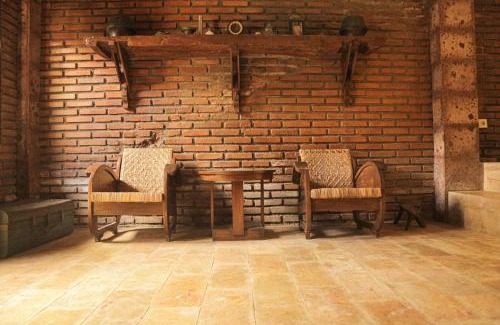 Bukit House | Din House Klasik Bali Jimbaran