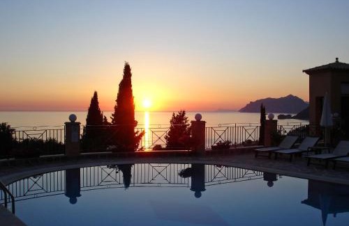 Agios Gordios Resort | Dina's Paradise