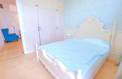 Gu Lou Apartment | Ding Ding Warm Home