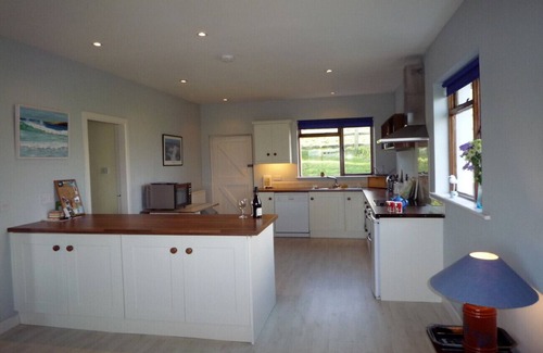 Dingle Ski Chalet | Dingle Bay View Holiday Home