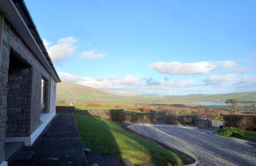 Dingle Ski Chalet | Dingle Bay View Holiday Home