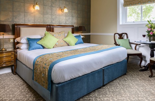 Dingle Hotel | Dingle Benners Hotel