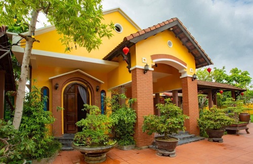 Huong Thuy House | Dinh homestay | 5Broom | Swimming Pool | 3mins to center
