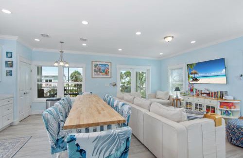 Mid Island House | Dink or Swim by Sun Palace Vacations