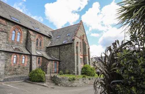 Criccieth Apartment | Dinlle