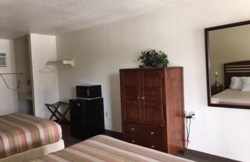Dunnellon Hotel | Dinner Bell Motel