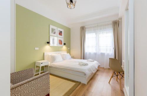 Kinosargous Apartment | Dinostratus House