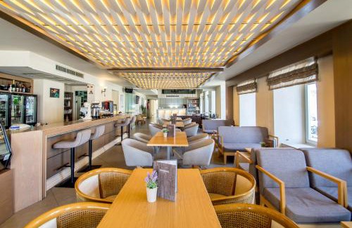 Ermoupoli Hotel | Diogenis Hotel