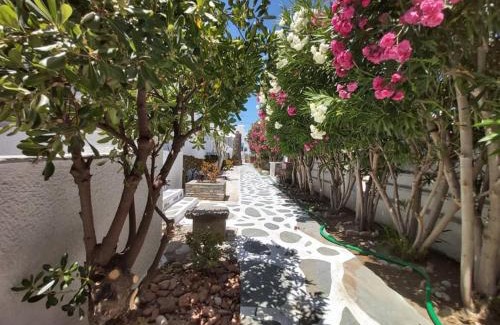 Paros Apartment | Diplos Studios