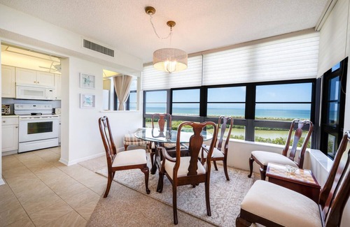 Marco Island Condo | Direct bchfrt 2-bedroom condo in welcoming Marco Island with WiFi, fitness room