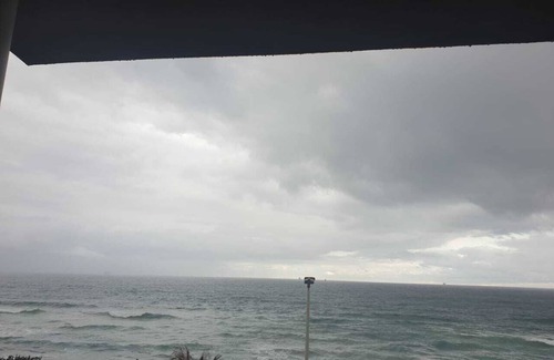 Umdloti Apartment | direct beach front