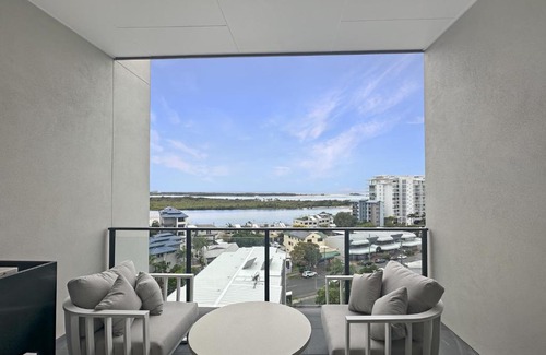 Maroochydore Apartment | Direct Collective - Rhythm on Beach