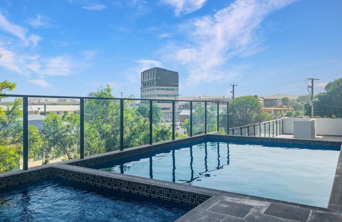 Maroochydore Apartment | Direct Collective - Rhythm on Beach