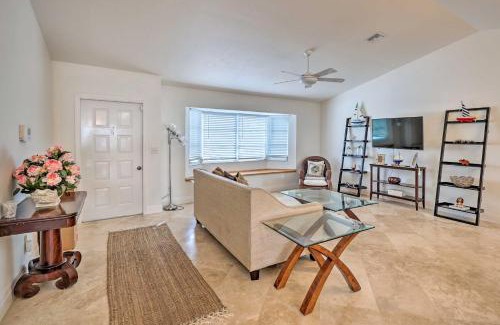 Central Naples House | Direct Gulf Access and Lanai Sunny Naples Home!