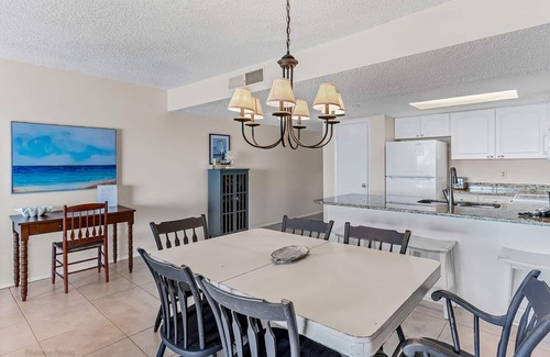 Indian Shores Condo | Direct GULF FRONT Condo! Chateaux 105