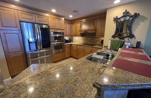 Daytona Beach Shores Condo | Direct Oceanfront - Heated Pool & Hot Tub