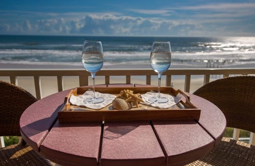 Daytona Beach Shores Condo | Direct Oceanfront - Heated Pool & Hot Tub