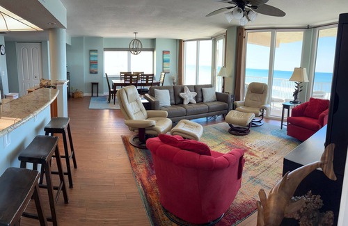 Daytona Beach Shores Condo | Direct Oceanfront 3-Bedroom #601- Beach Access and Heated Pool - Owner managed