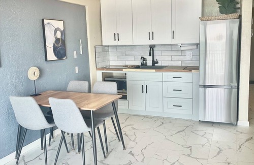Rogers Seabreeze Apartment | Direct Ocean Front 1 Bedroom in charming Daytona Beach