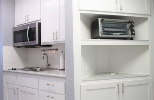Myrtle Beach Condo | DIRECT OCEAN FRONT STUDIO - ON THE GOLDEN MILE!