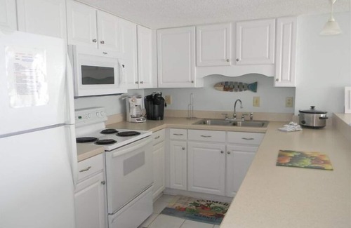 Crescent Beach Condo | Direct Oceanfront Corner Condo - Crescent Towers II 505