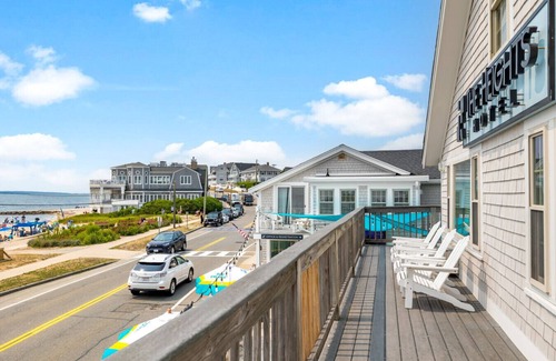 Falmouth Heights Condo | Direct Ocean Views! 2 Double Beds + Kitchenette (108)