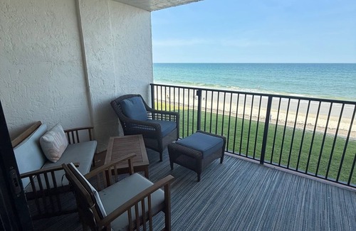 New Smyrna Beach Condo | Direct Oceanfront Condo in Exclusive Gated Complex 2/2 - Sleeps 6