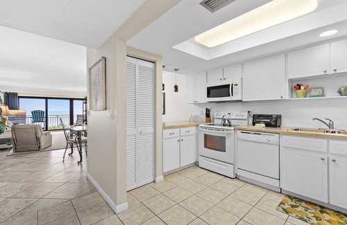 New Smyrna Beach Condo | Direct Oceanfront Unit with Fantastic North and South Beach Views