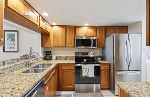 Cocoa Beach Condo | Direct Oceanfront Condo Getaway– Steps to the Beach with Heated Pool & Private Balcony