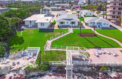 Ocean View Halifax Estates House | Direct Oceanfront Home - North Villa - 4BR/2BA
