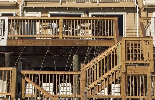 Fort Walton Beach - Destin House | Direct On The Beach! Any Closer & You'd Be In The Water!